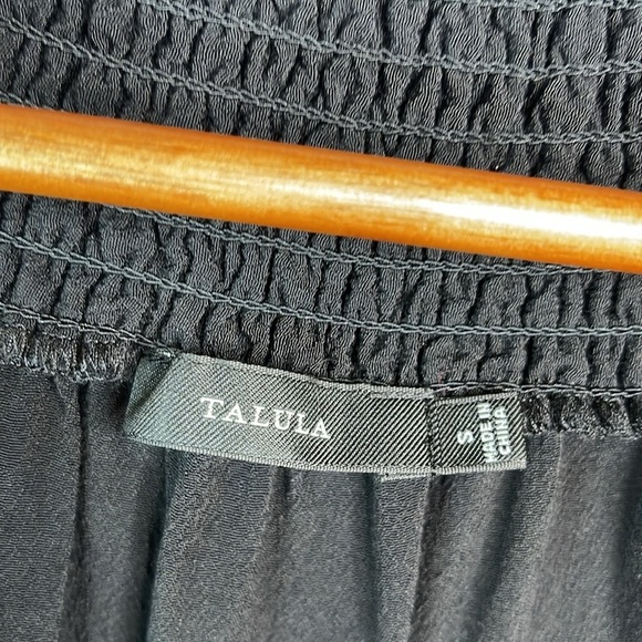 Talula Aritzia Marcilly Off The Shoulder Top Black Smock Elastic Draped Flowy S - Picture 8 of 12